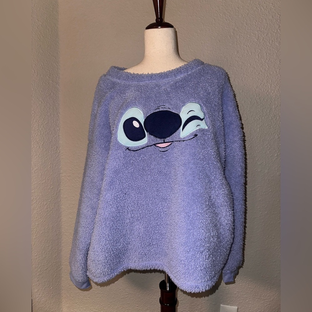 Blue Fuzzy Sweater lilo & stitch disney